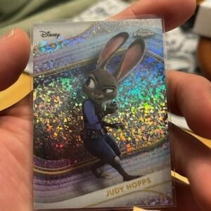 2025 Disney Topps Chrome Judy Hopps Mini Diamonds